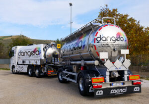 MOTRICE SPURGO SCANIA R660 EURO 6 + RIMORCHIO COMEC ADR